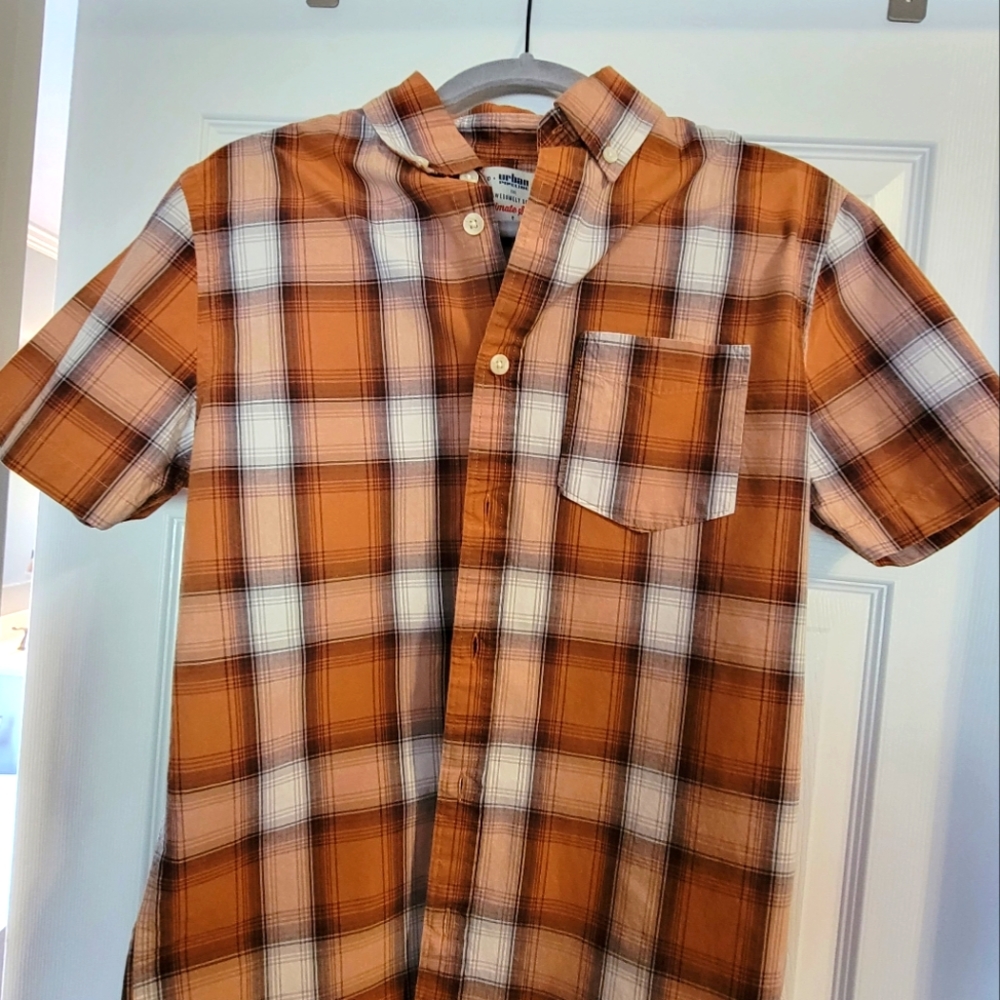 Urban Pipeline Men's Small Button down shirt
